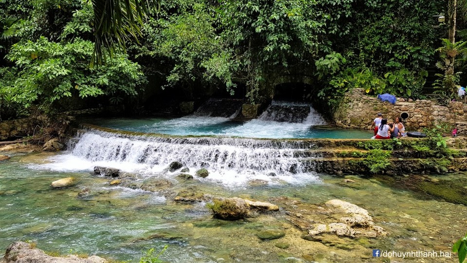 Kawasan Falls,3 days in cebu,cebu itinerary 3 days,cebu itinerary 3 days 2 nights,cebu trip itinerary,what to do in cebu for 3 days (1)
