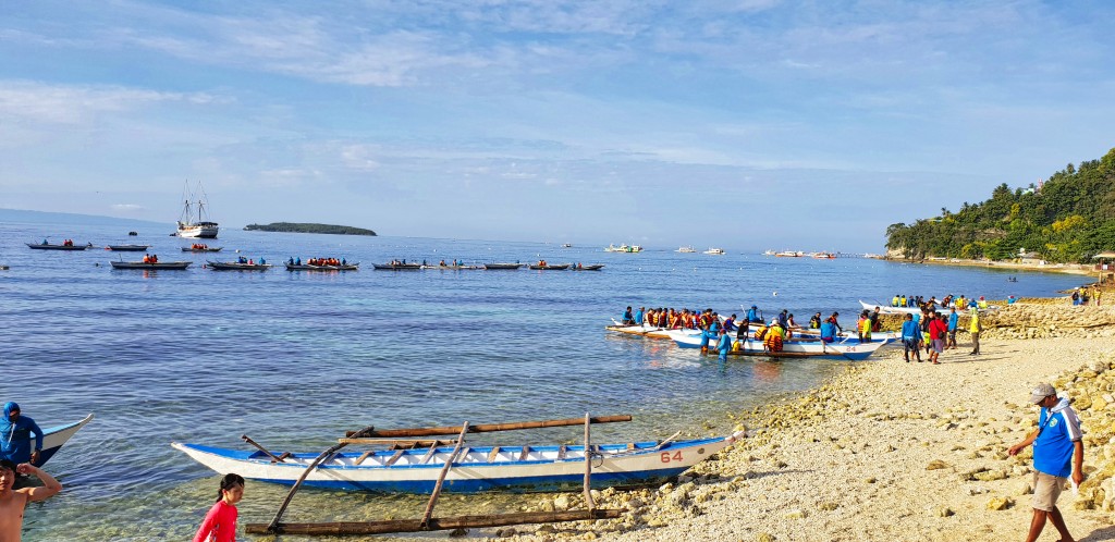 oslob whale watching tour (1)
