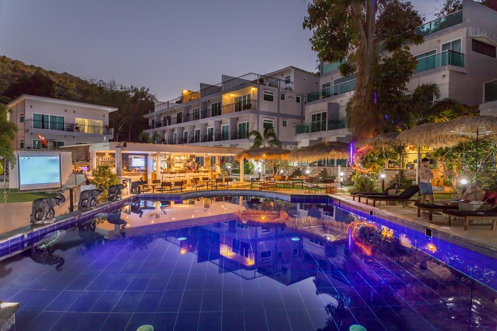 Pandora Resort