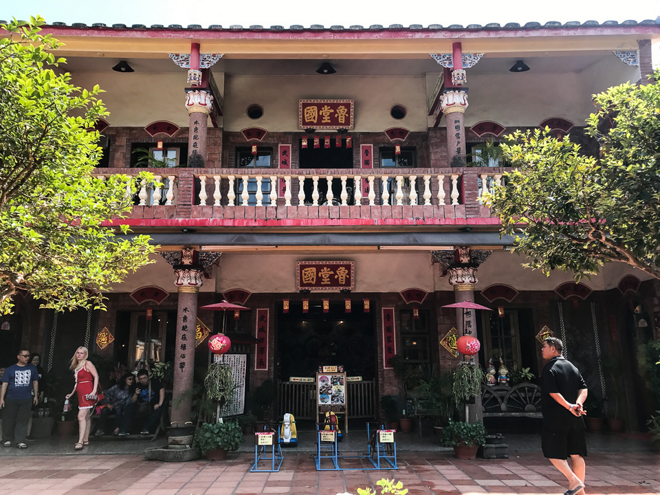 Visiting Meinong Folk Village,kaohsiung,qishan old street (9)