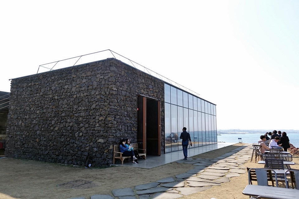 Cafe Aewol Monsant – GD coffee,4 days in jeju,jeju 4 days 3 nights itinerary,jeju 4d3n itinerary,jeju island itinerary,jeju itinerary 4 days (13)