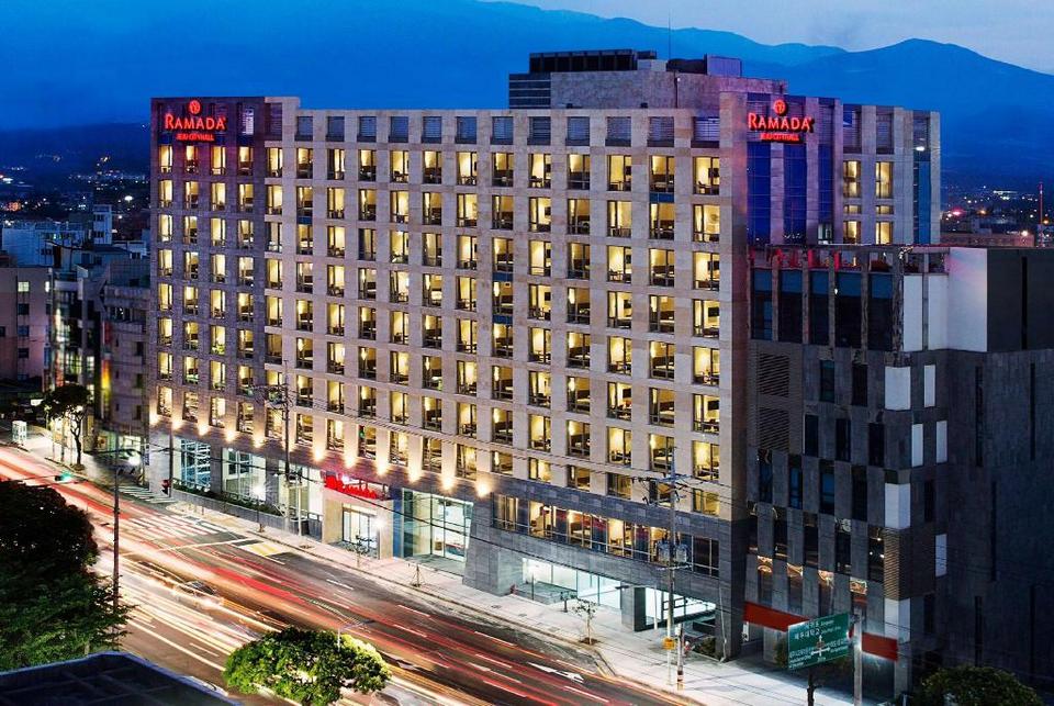 City Hall Area,4 days in jeju,jeju 4 days 3 nights itinerary,jeju 4d3n itinerary,jeju island itinerary,jeju itinerary 4 days (3)