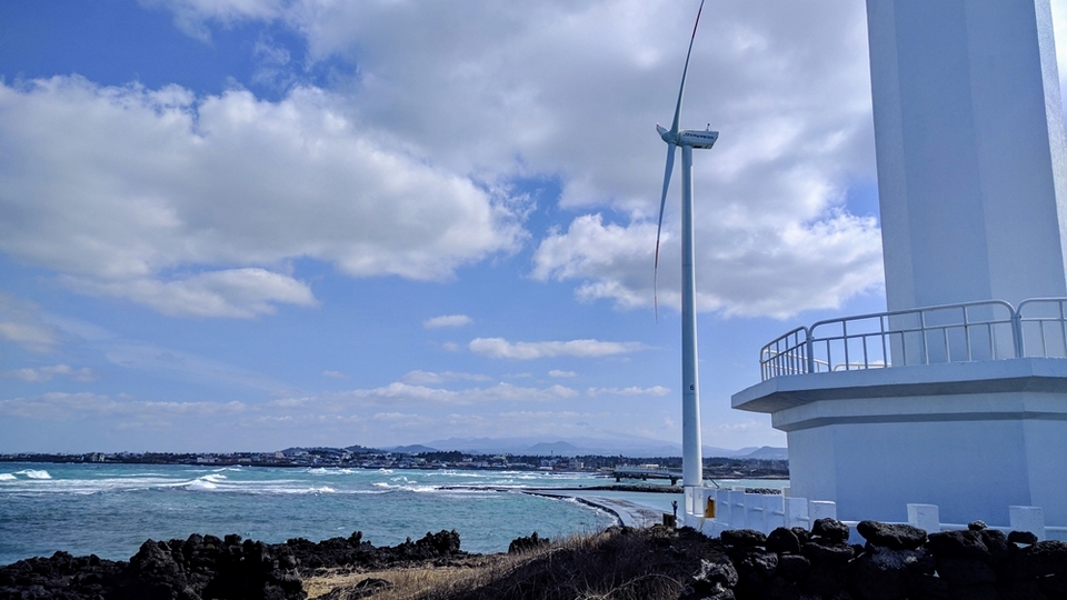 Sinchang Windmill Coastal Road,4 days in jeju,jeju 4 days 3 nights itinerary,jeju 4d3n itinerary,jeju island itinerary,jeju itinerary 4 days (3)