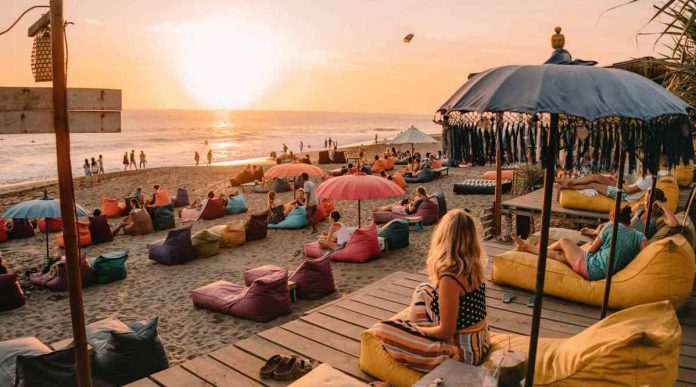 canggu blog things-to-do-canggu-bali-Berawa-Beach
