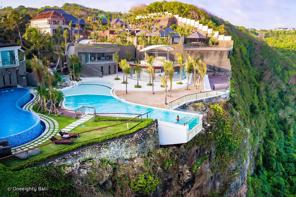 one eighty bali,best beach club in uluwatu,uluwatu beach club,top beach clubs in uluwatu (1)