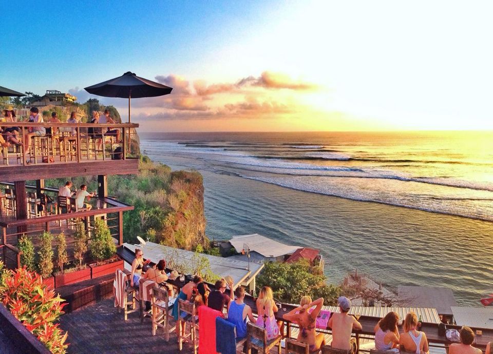 single fin bali,best beach club in uluwatu,uluwatu beach club,top beach clubs in uluwatu (1)