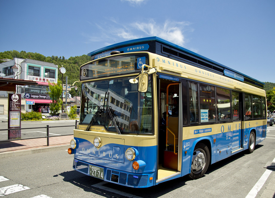 Kawaguchiko Bus blue line