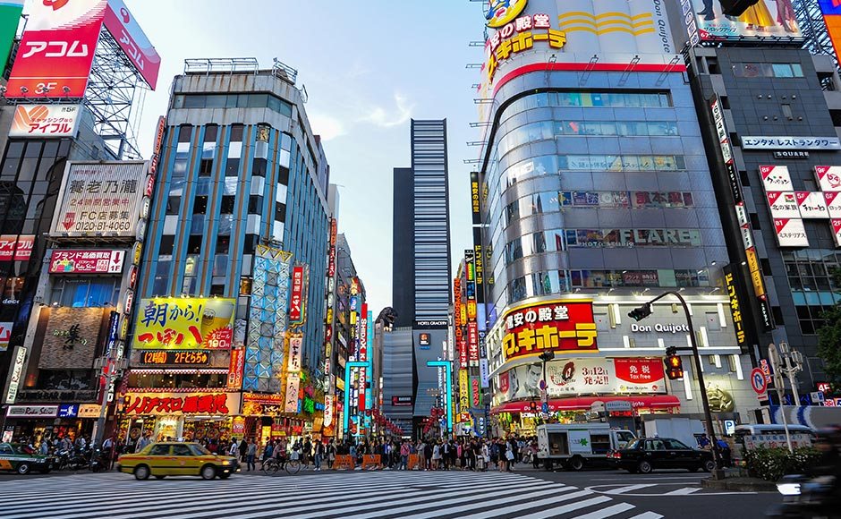 street shinjuku,best neighborhoods in tokyo for tourist,best neighbourhoods in tokyo,coolest neighborhoods in tokyo (1)