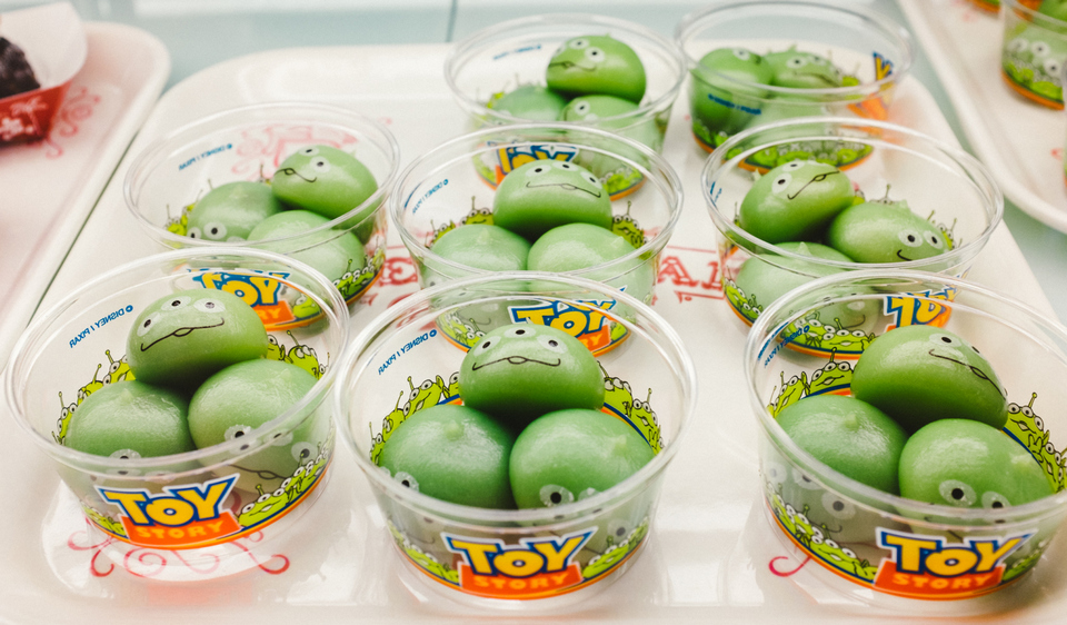 The alien mochi cakes look Cuteness overload