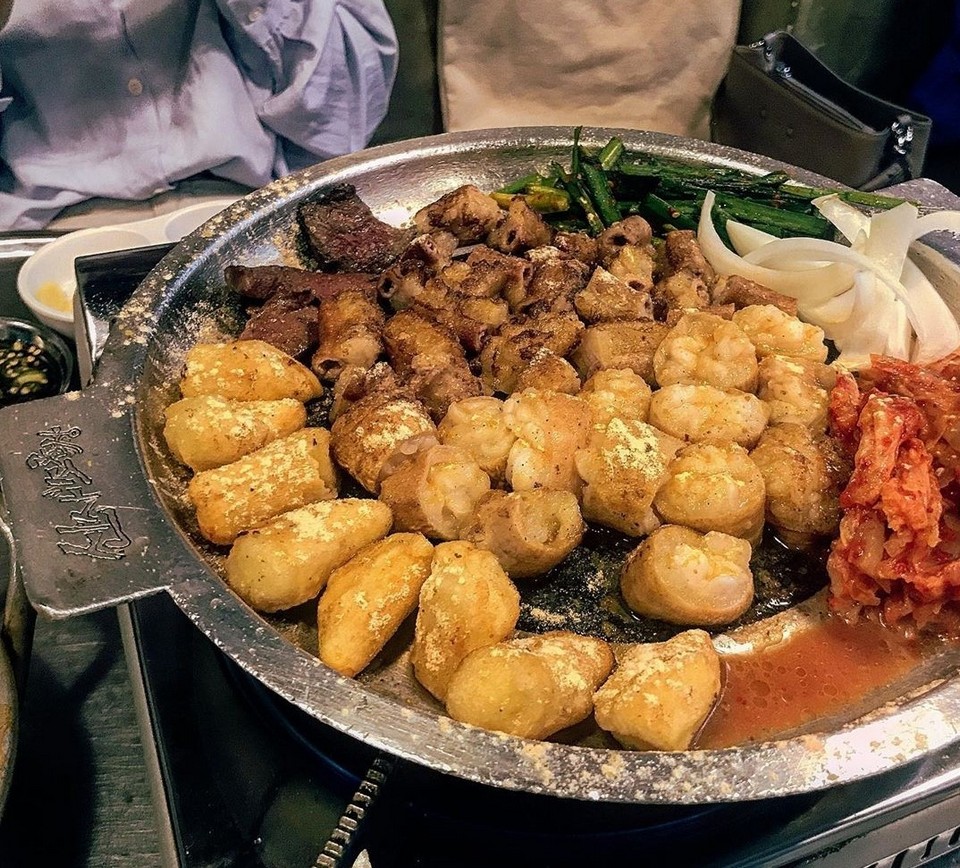 best street food area in seoul,where to eat korean street food in seoul,where to eat street food in seoul