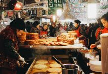 Must eat places in Seoul — 5 best restaurant & best street food area in Seoul you must-visit best street food area in seoul,where to eat korean street food in seoul,where to eat street food in seoul333