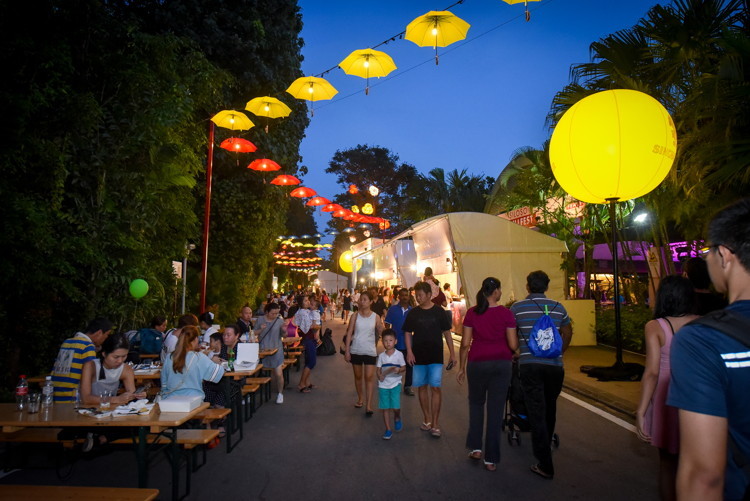 sentosa nightlife,what to do in sg at night,what to do in singapore at night,what to do at singapore at night (1)