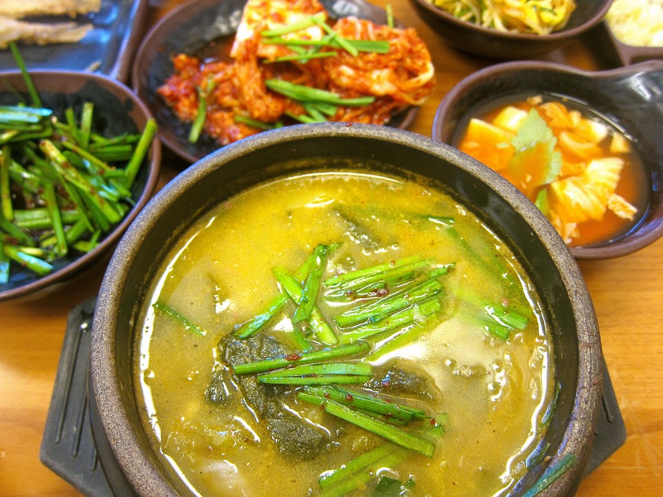 Chueotang (Mudfish (Loach) Soup) (2)