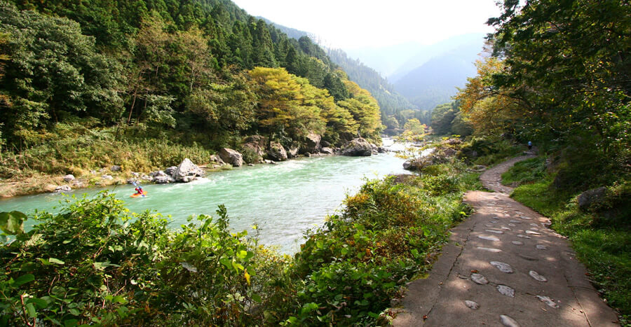 mitake_gorge_trail_pic01