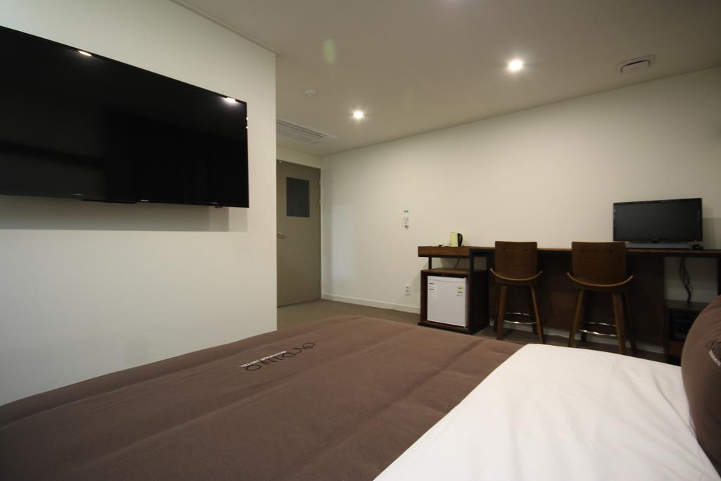 Busan Station Dino Hotel busan,cheap hotels in busan (1)