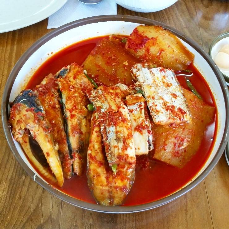 Galchi Jorim (Korean Spicy Braised Beltfish) jeju must eat food (1)