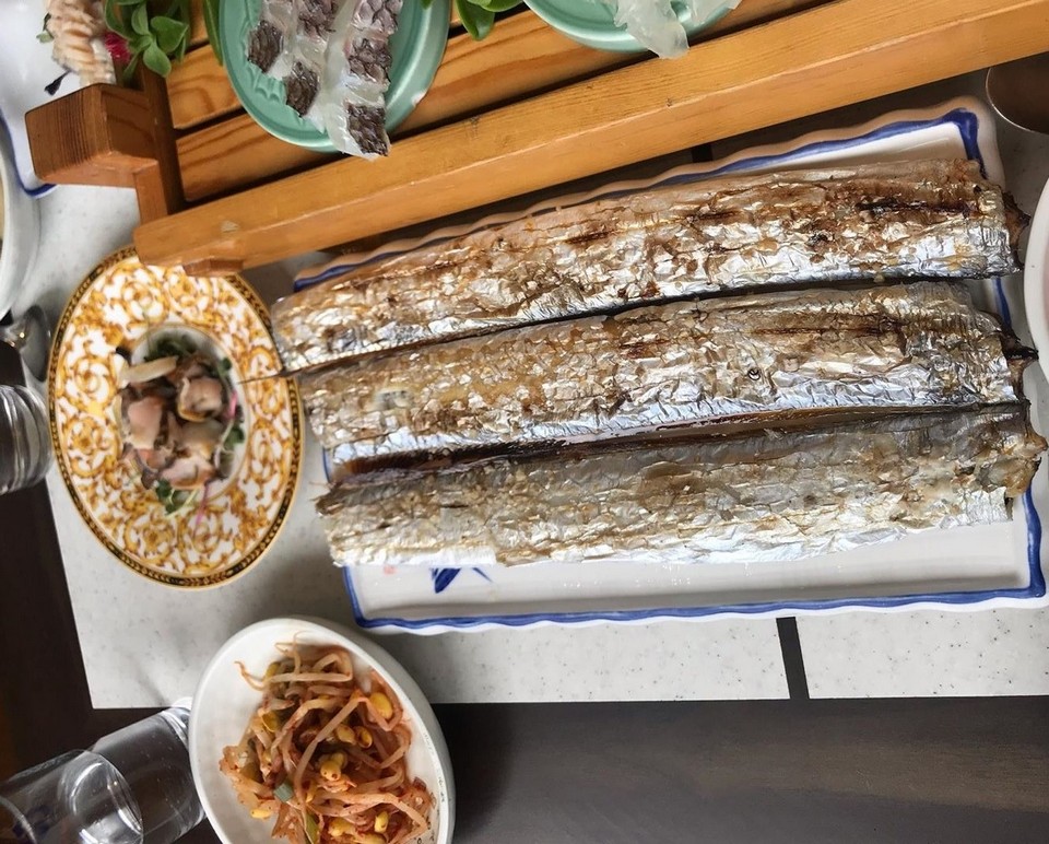 Hwae (Fresh Raw Fish with Salad) jeju (1)
