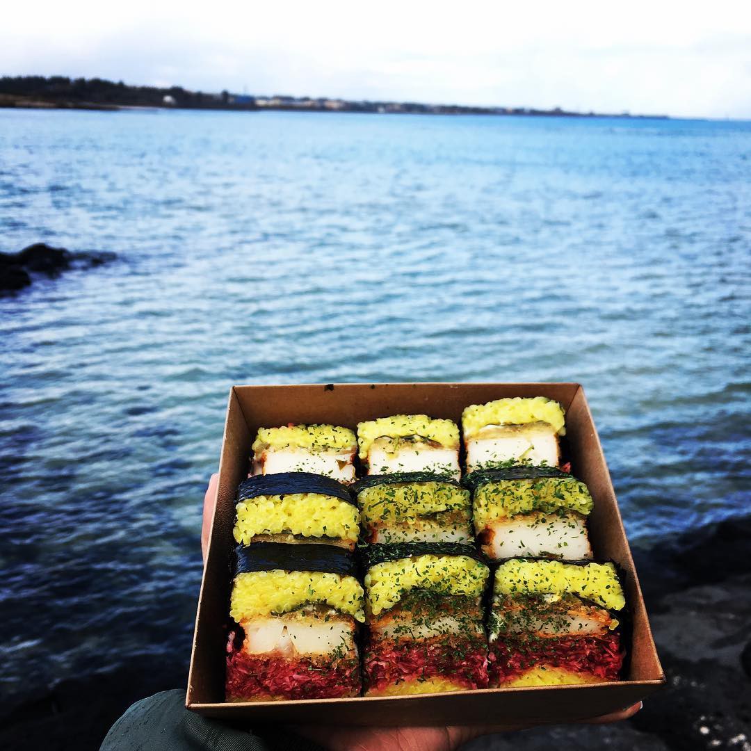 Shrimp kimbap jeju (1)