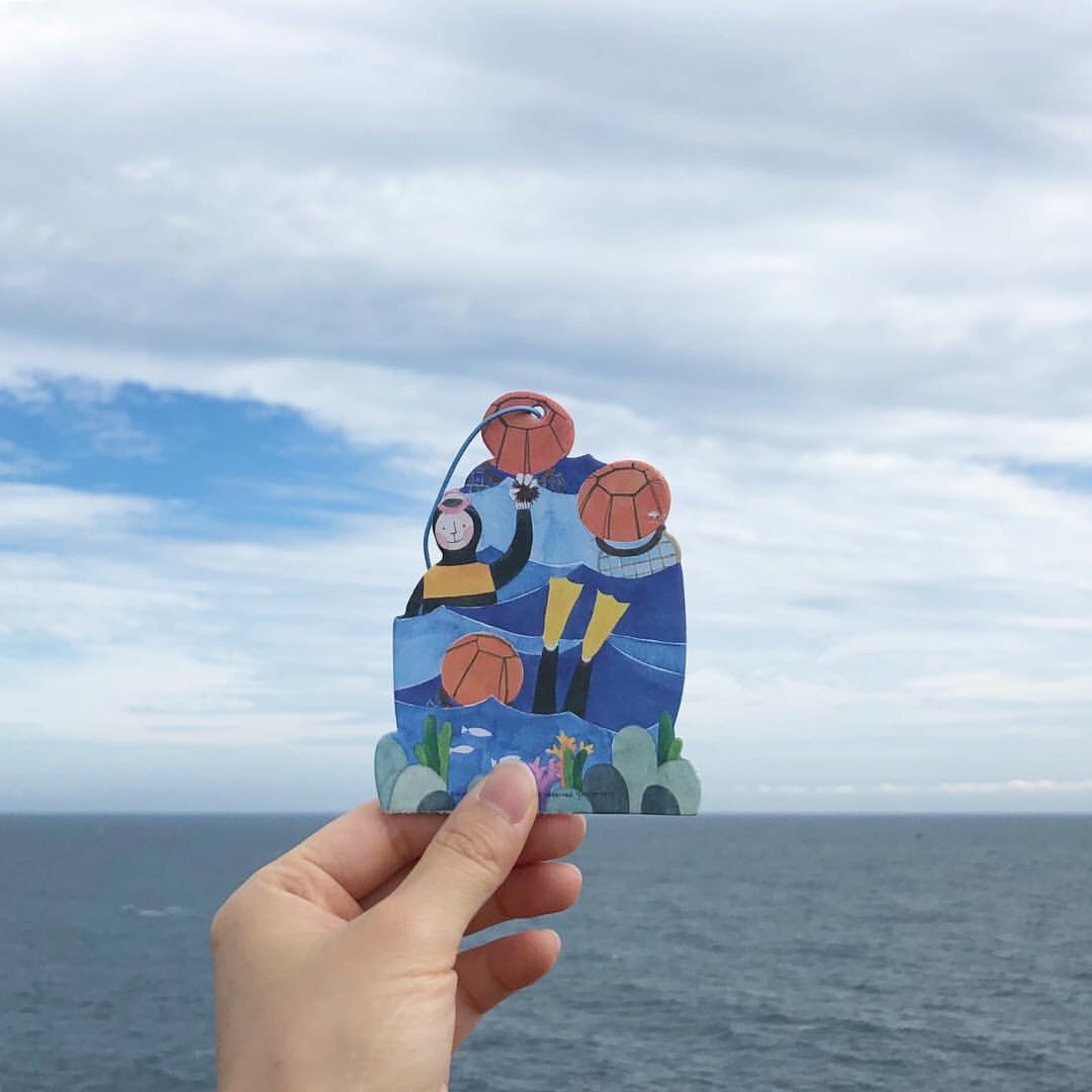 Jeju's souvenir bookmark is pretty