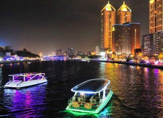 love river takao river kaohsiung at night (2)