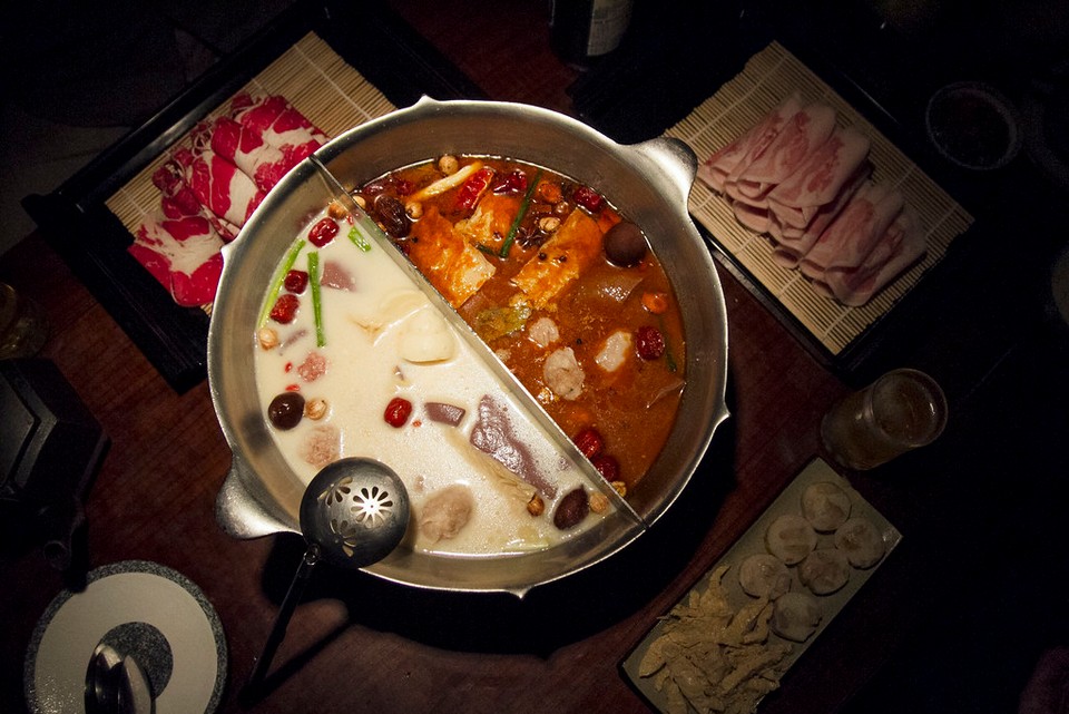 Twin-Side Hot Pot (Couples hot pot) at Wu Lao Guo (5)