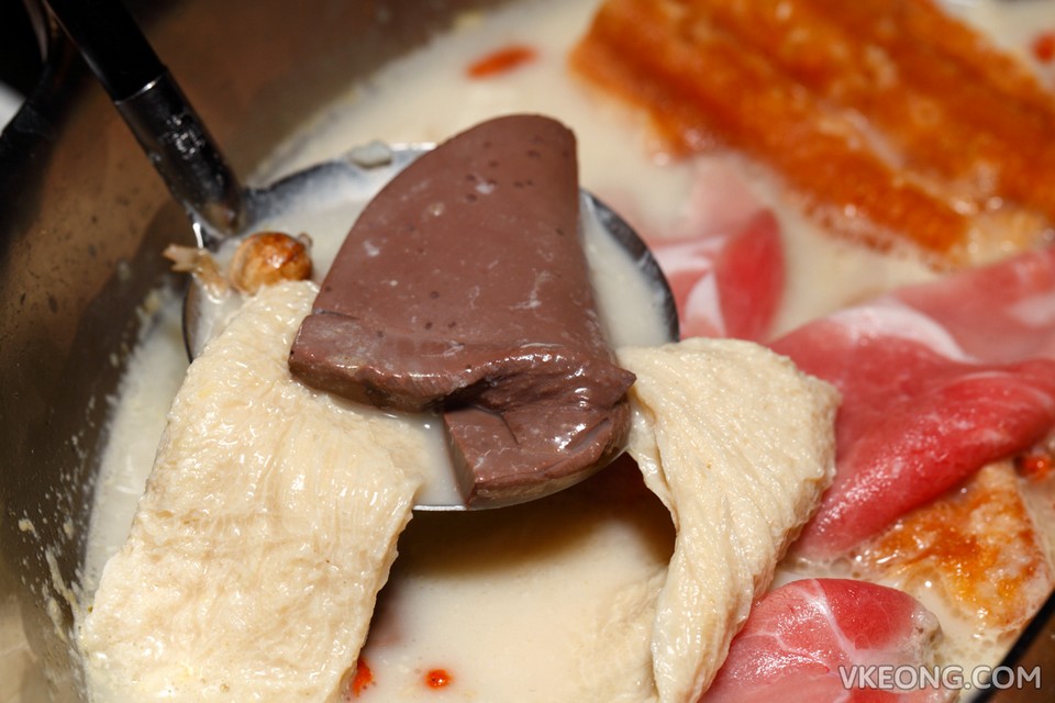 Twin-Side Hot Pot (Couples hot pot) at Wu Lao Guo