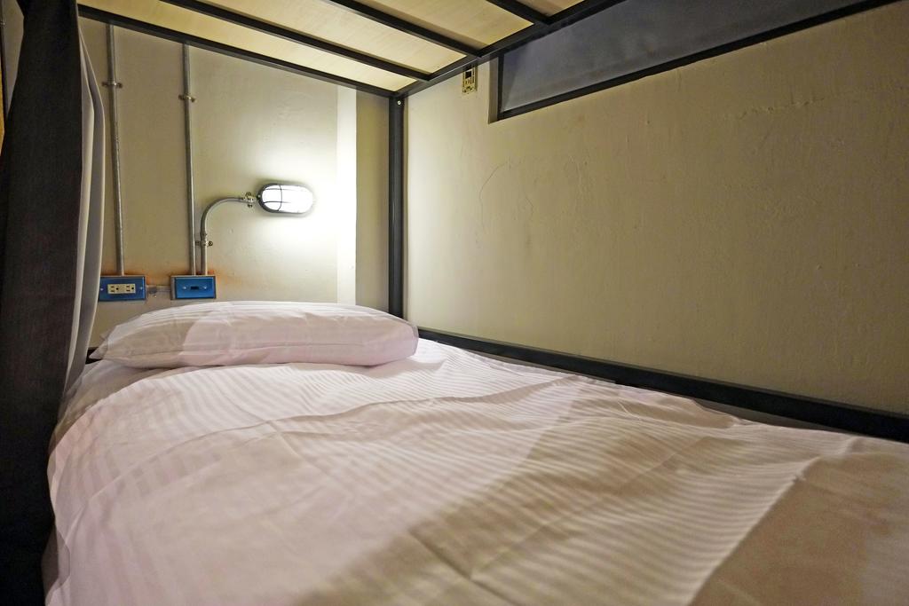 Budget hotel in Taichung Taiwan Park Hostel (1)