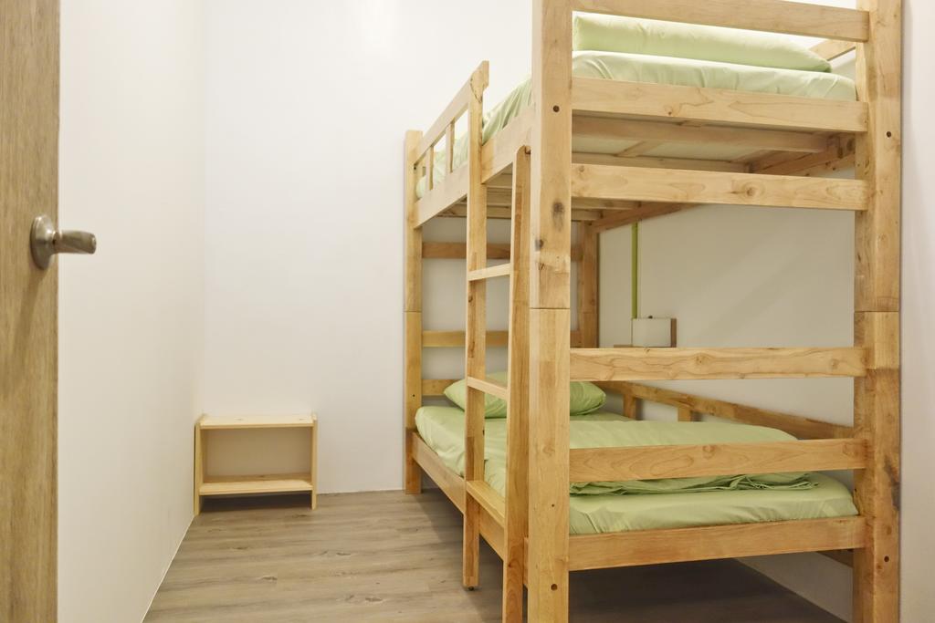 Cheap hotel in Taichung T-Life Hostel (1)