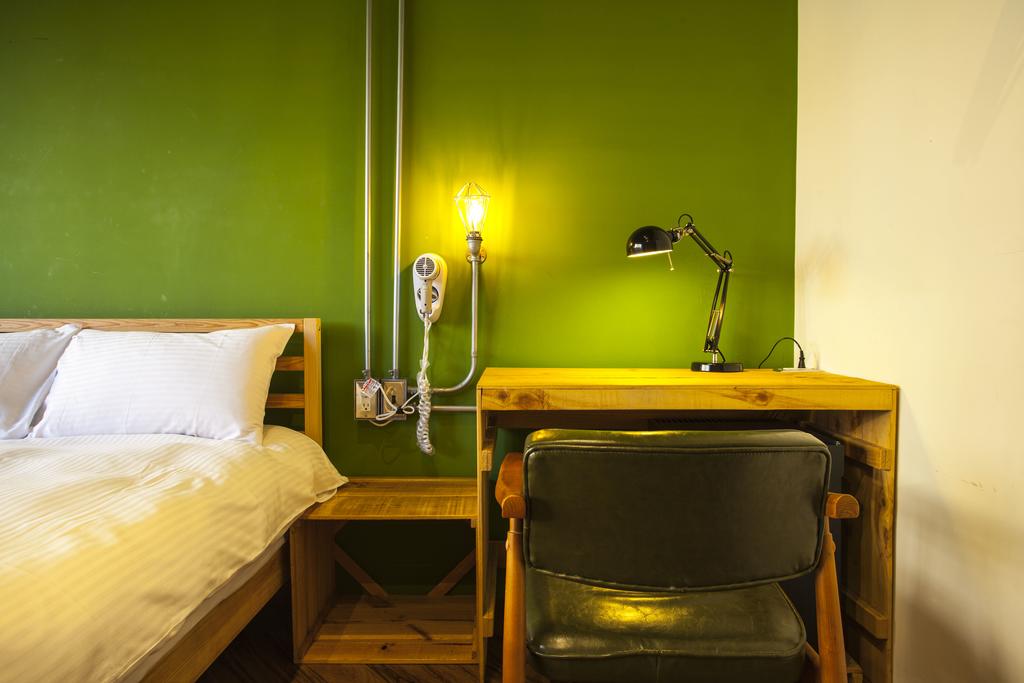 Cheap hotel in Taichung Yizhong Loft Hostel (1)