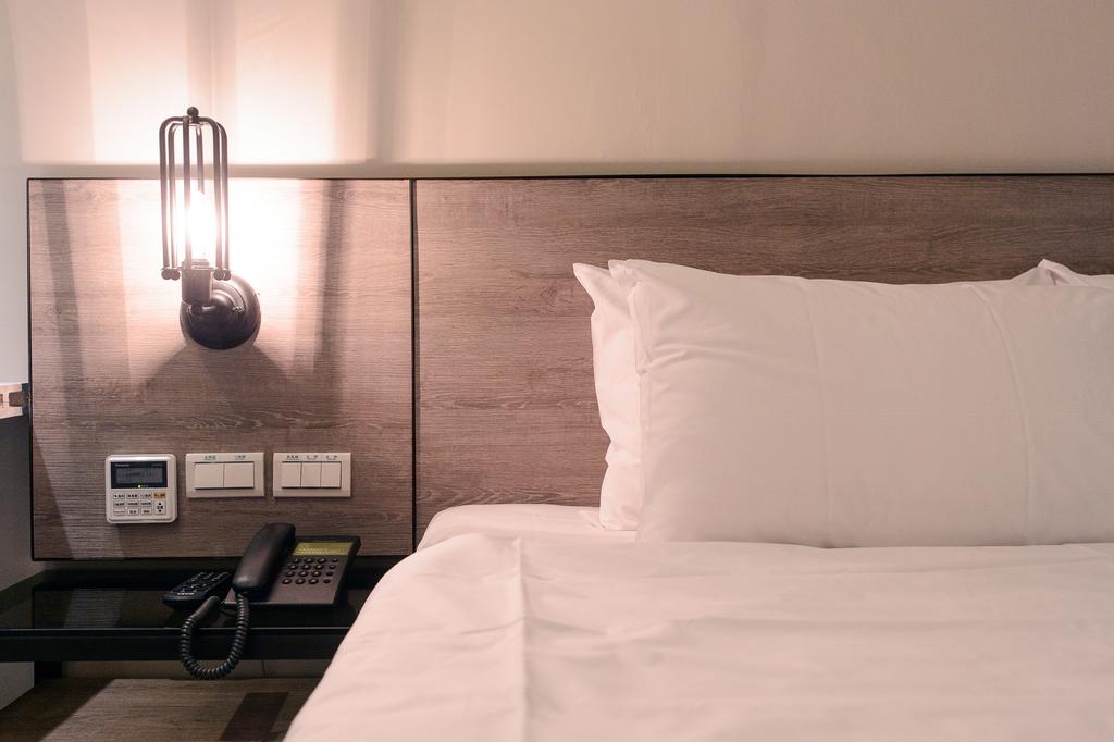 Taichung hostel near train station Kiwi Express Hotel (1)