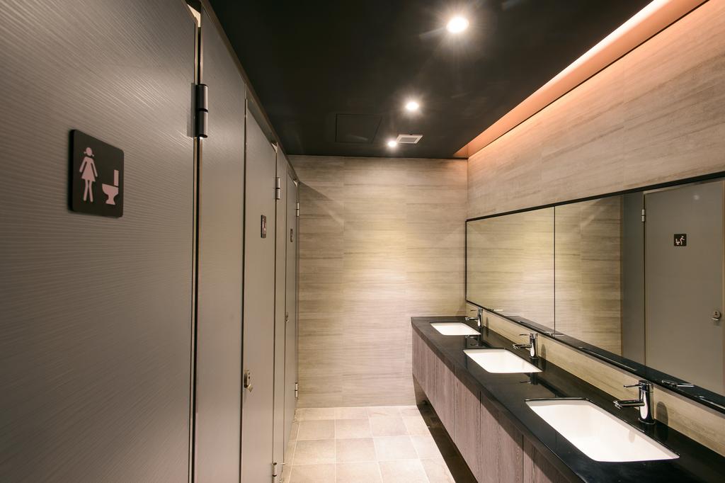 Taichung hostel near train station Kiwi Express Hotel (1)