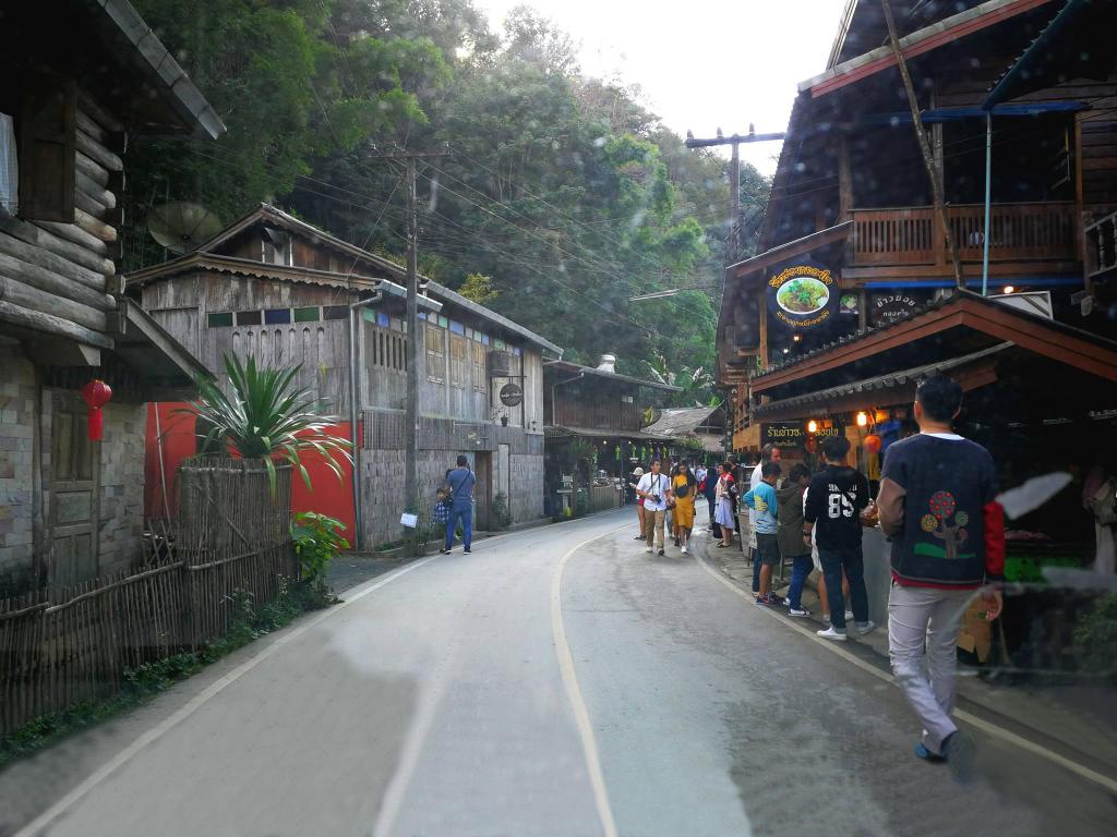 Kampong Coffee and Homestay,best hostels in chiang mai,cheap homestay in chiang mai,top hostels in chiang mai (33)