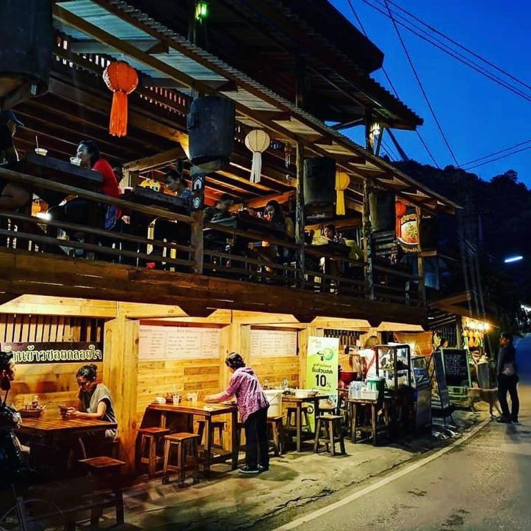 Kampong Coffee and Homestay,best hostels in chiang mai,cheap homestay in chiang mai,top hostels in chiang mai (5)