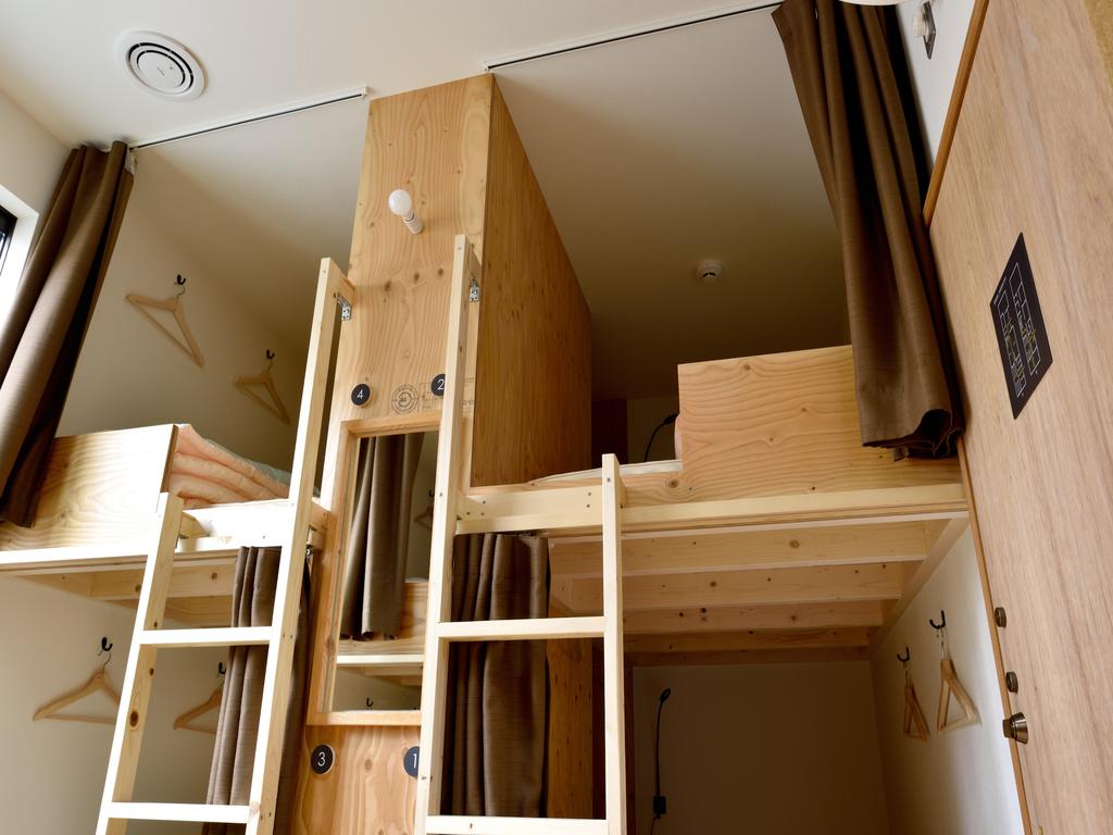 Best hostels in Osaka Japan Hostel Mitsuwaya (1)