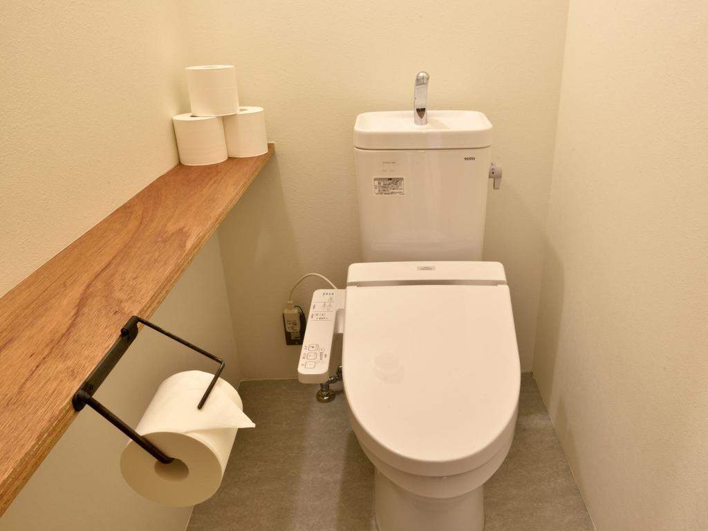 Best hostels in Osaka Japan Hostel Mitsuwaya (1)