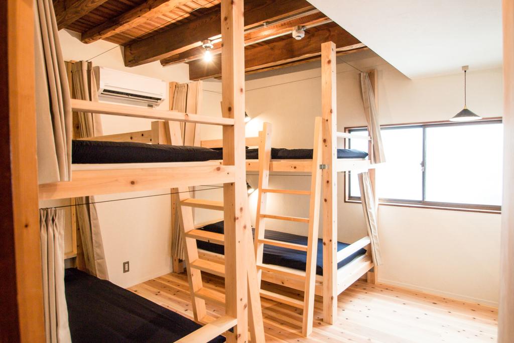 Cheapest hostel in Osaka Japan Coffee & Music Hostel LnK (1)