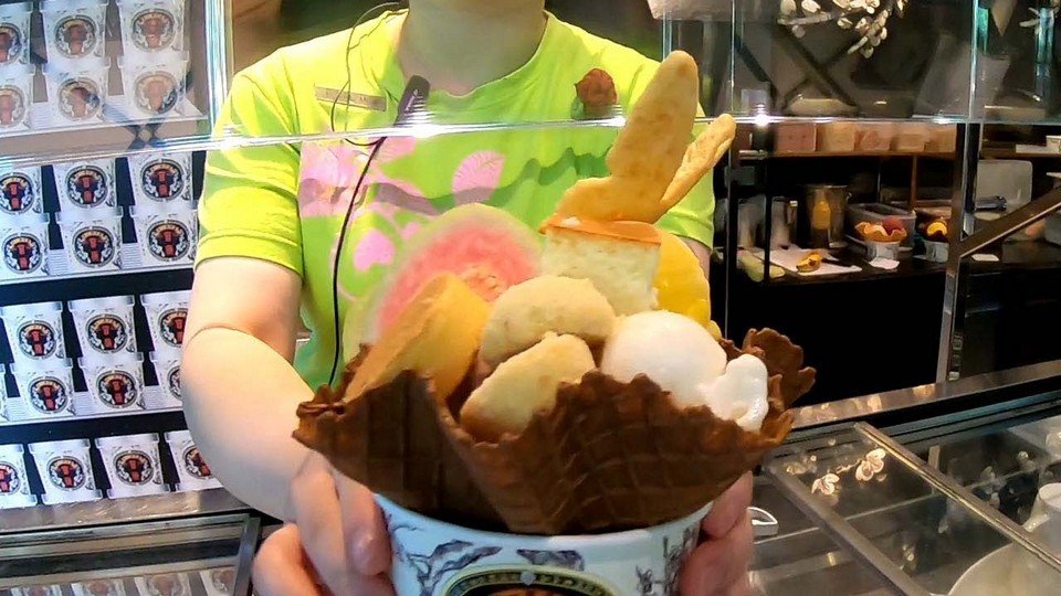 Where to eat in Taichung Taiwanese Ice-cream at Miyahara (1)