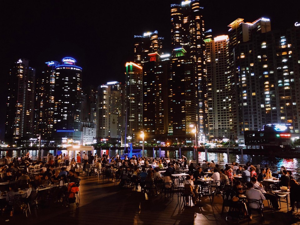 Bay 101 busan night (1)