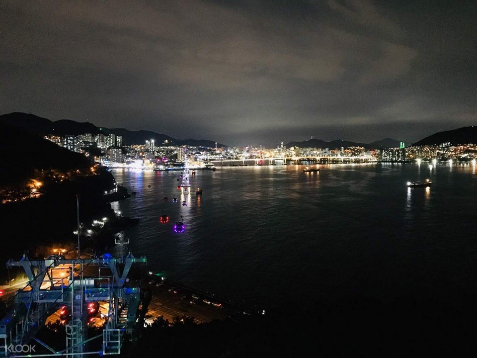 Songdo Beach night busan (1)