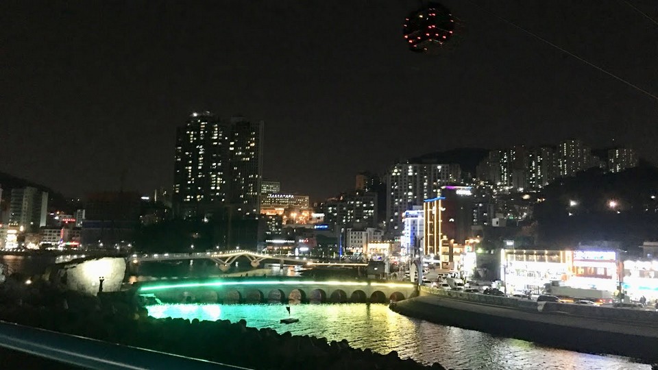 Songdo Beach night busan (1)