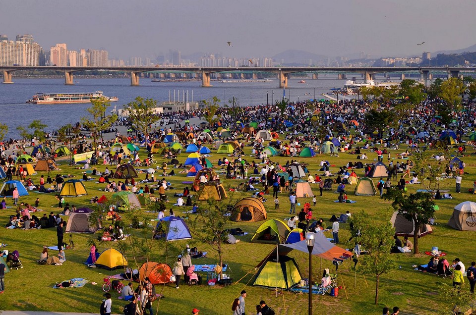 seoul han river picnic,sunset,night (9)