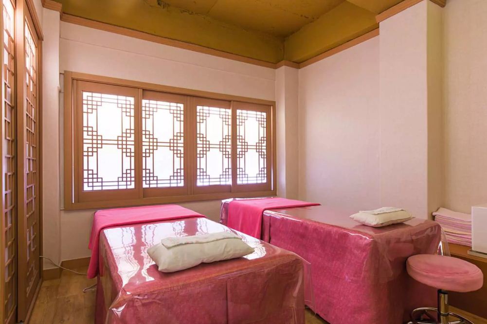Korean jimjilbang Seoul HERA Esthetic Spa (1)