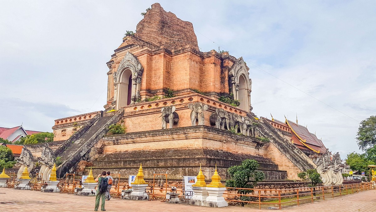 wat chedi luang best places to visit in chiang mai thailand