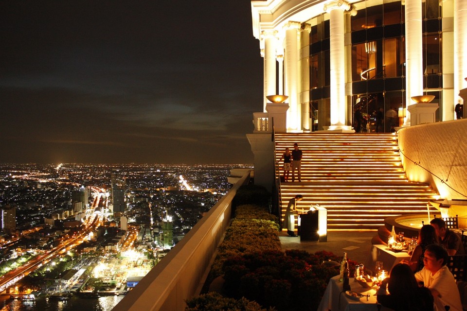 sky bar lebua state tower,best sky bar bangkok (1)