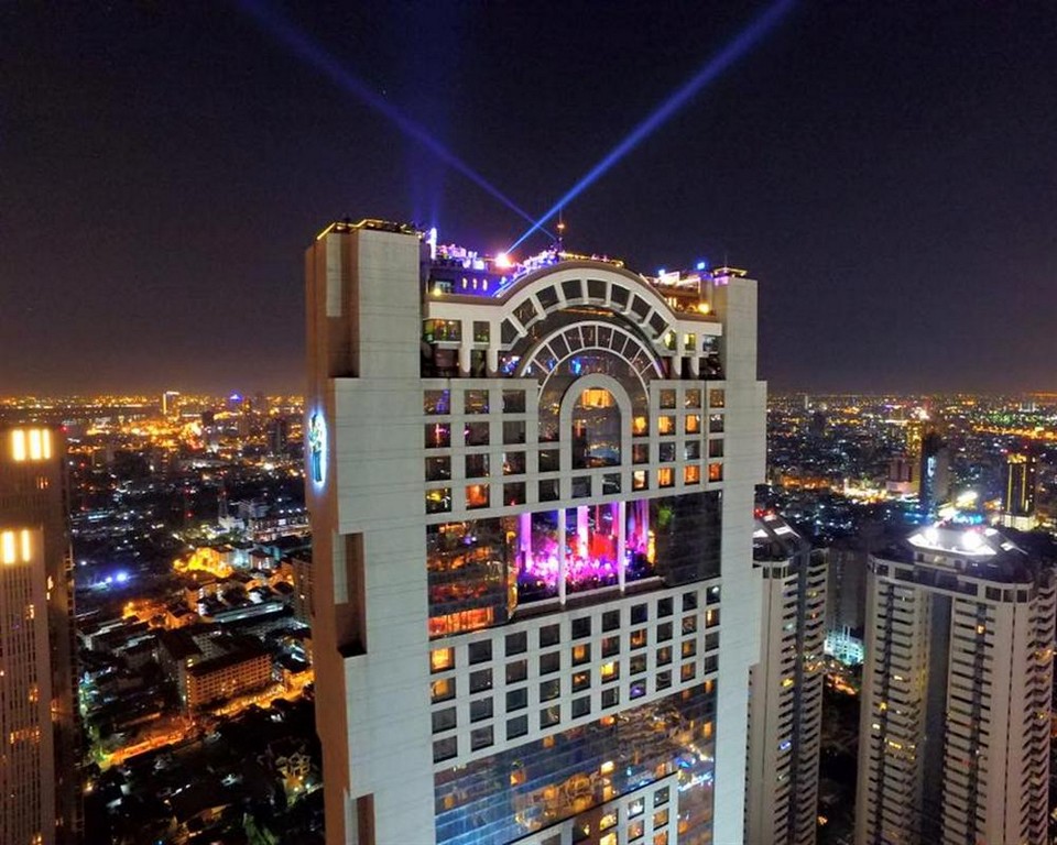 Best skybars Bangkok Vertigo – Banyan Tree Bangkok (1)