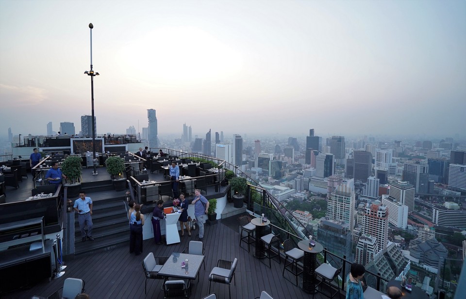 Best skybars Bangkok Vertigo – Banyan Tree Bangkok (1)