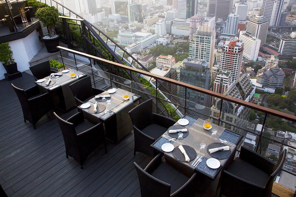Best skybars Bangkok Vertigo – Banyan Tree Bangkok (1)