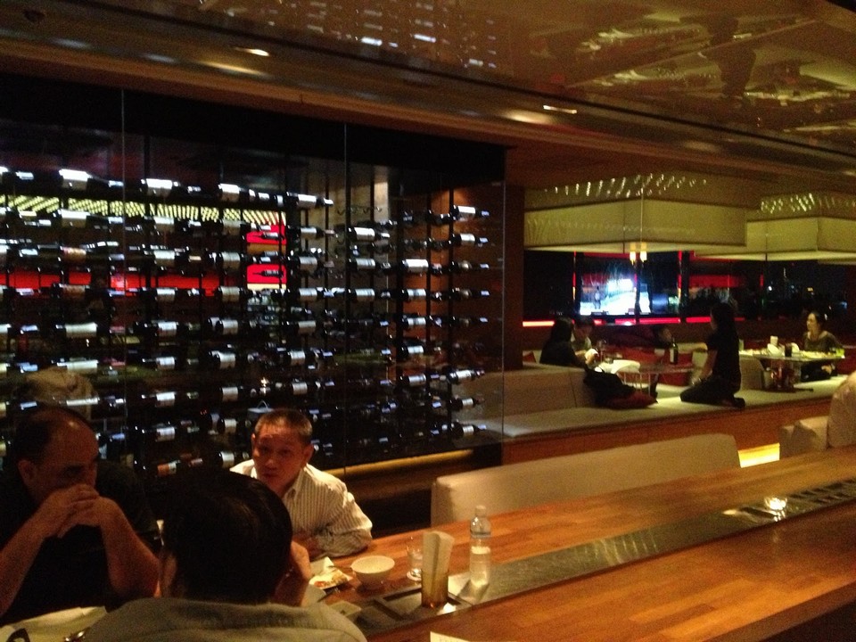 Famous sky bar in Bangkok Long Table (1)