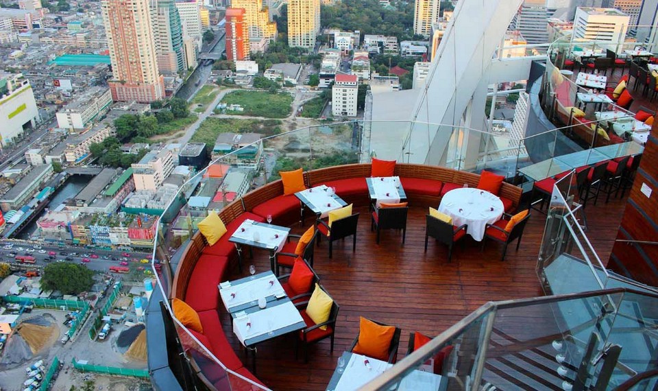 Top sky bars in Bangkok Red Sky – Centara Grand at CentralWorld (1)