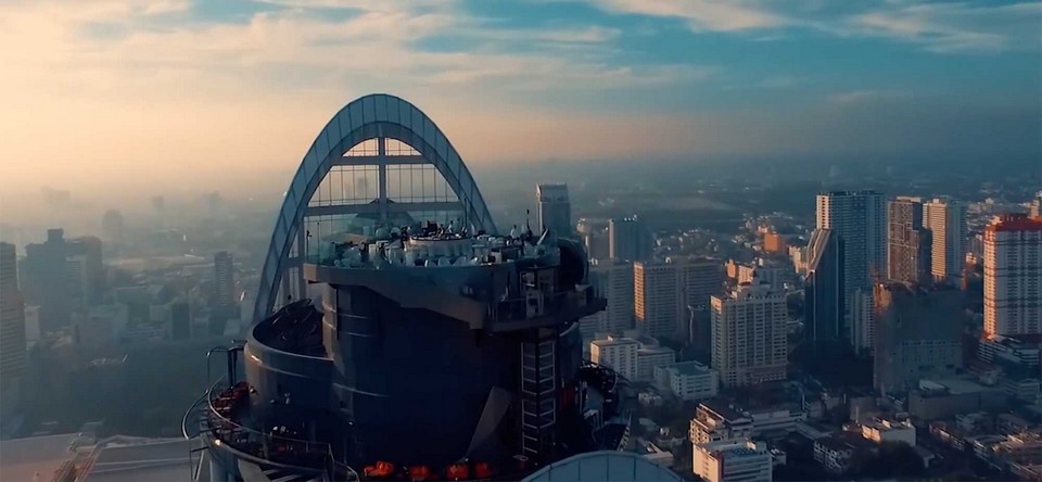 Top sky bars in Bangkok Red Sky – Centara Grand at CentralWorld (1)